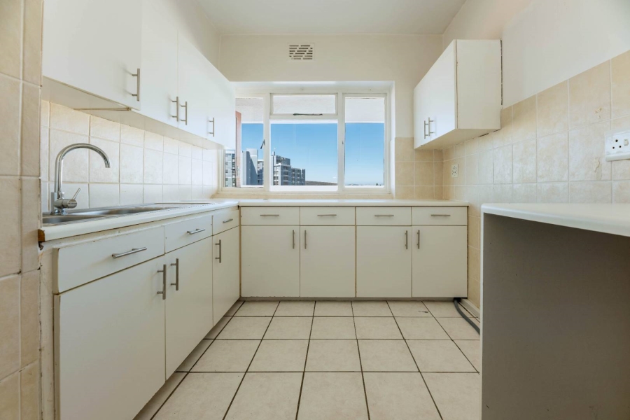 2 Bedroom Property for Sale in Three Anchor Bay Western Cape